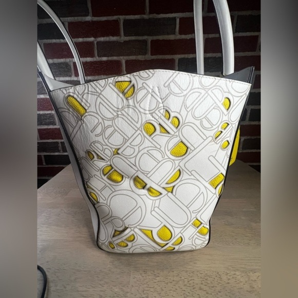 RARE HENRI BENDEL Rivington XL Tote Yellow & White - Picture 12 of 16